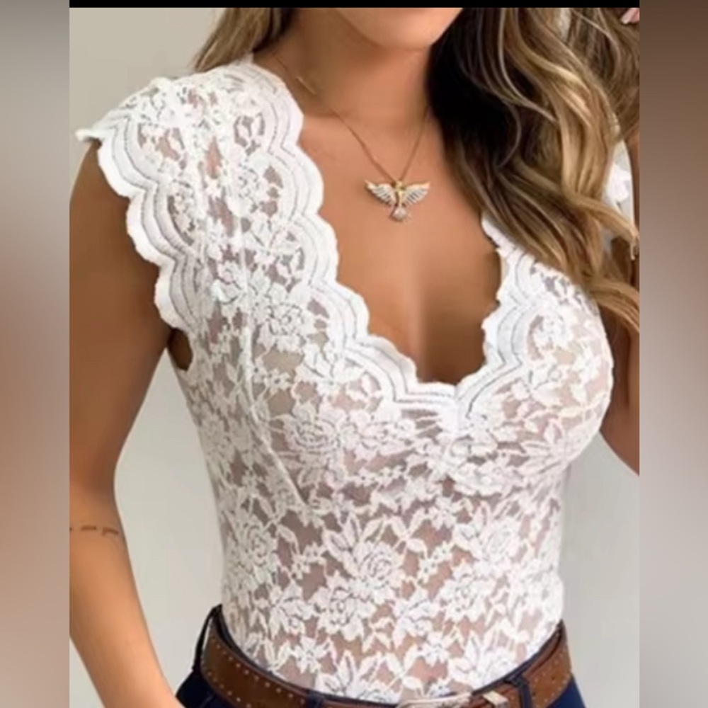 NWT RD Styles  Sexy V-neck Blouse Summer Slim Lace Shirt Top. Size S
